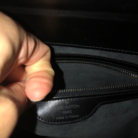 🌟Louis Vuitton Shoulder bucket bag🌟 - Picture 10 of 11